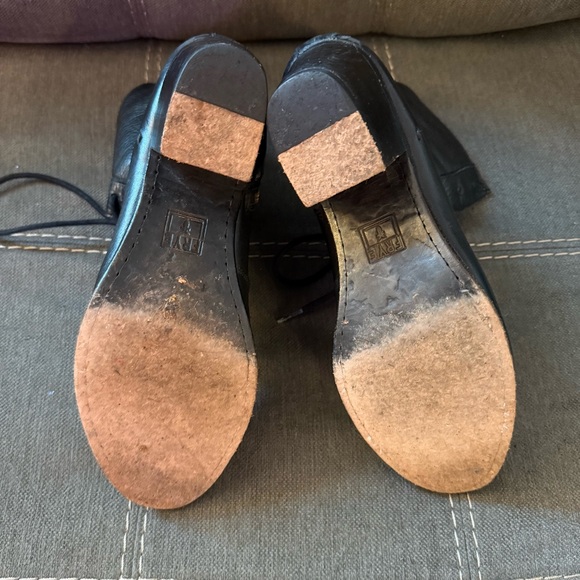 FRYE Courtney Black Lace-Up Leather Booties - Picture 8 of 8